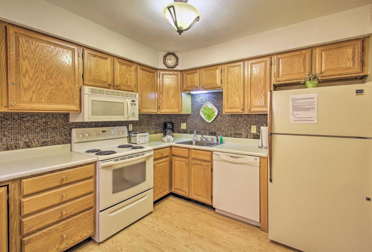 Lincoln Resort Condo With Pool Access - Near Hiking! 외부 사진