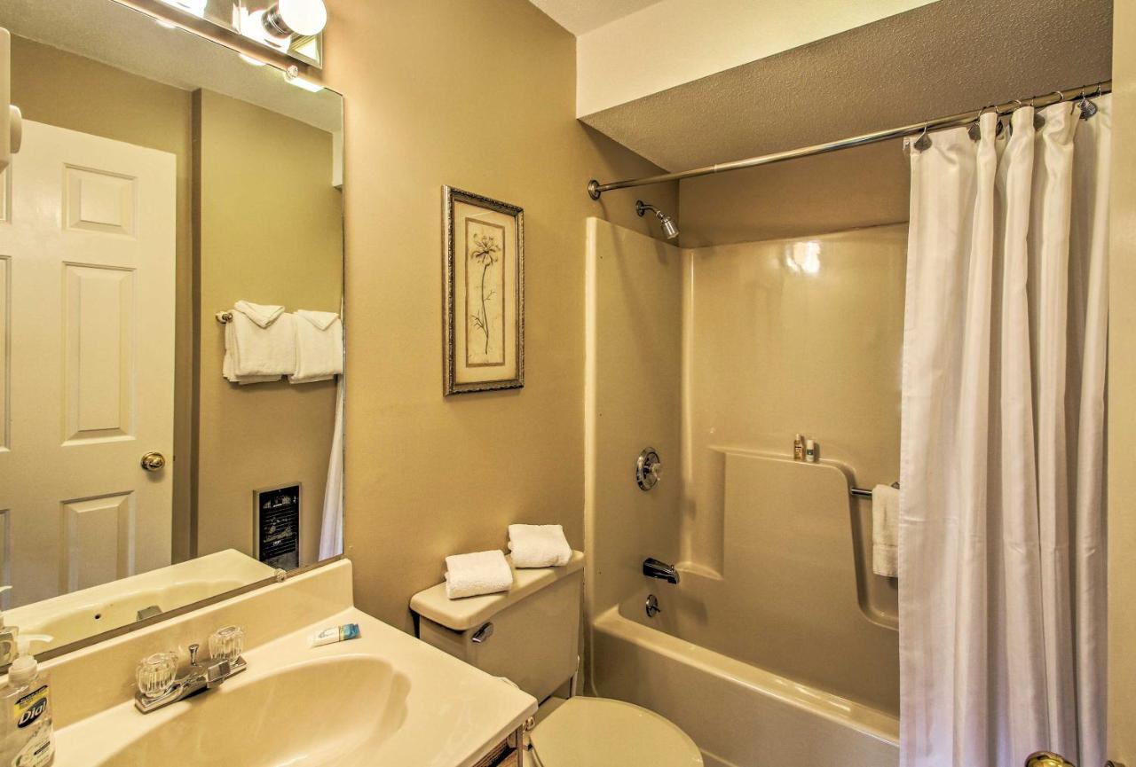 Lincoln Resort Condo With Pool Access - Near Hiking! 외부 사진